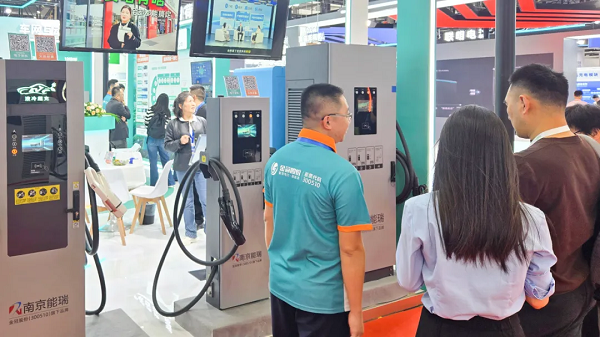 1764054677-e91687537060d8b